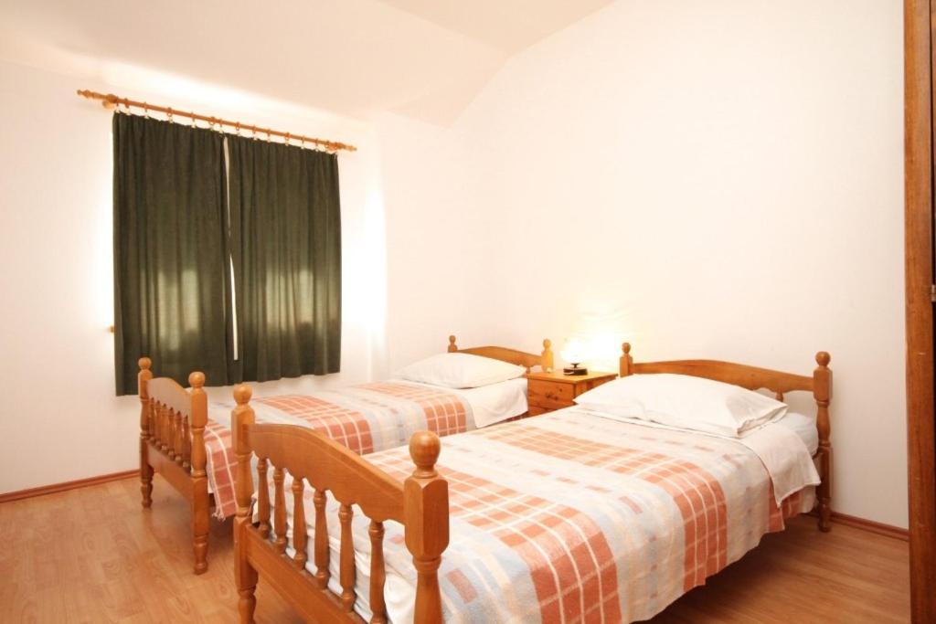 Apartments With A Parking Space Sali, Dugi Otok - 8172 Luaran gambar